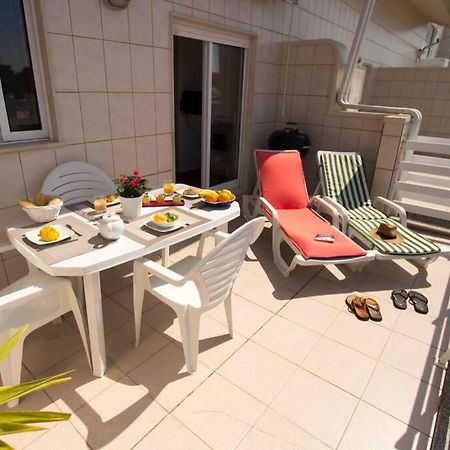 Апартаменти Casa Da Elsa- Estacionamento Privado Gratuito Ґафанья-да-Назаре Екстер'єр фото