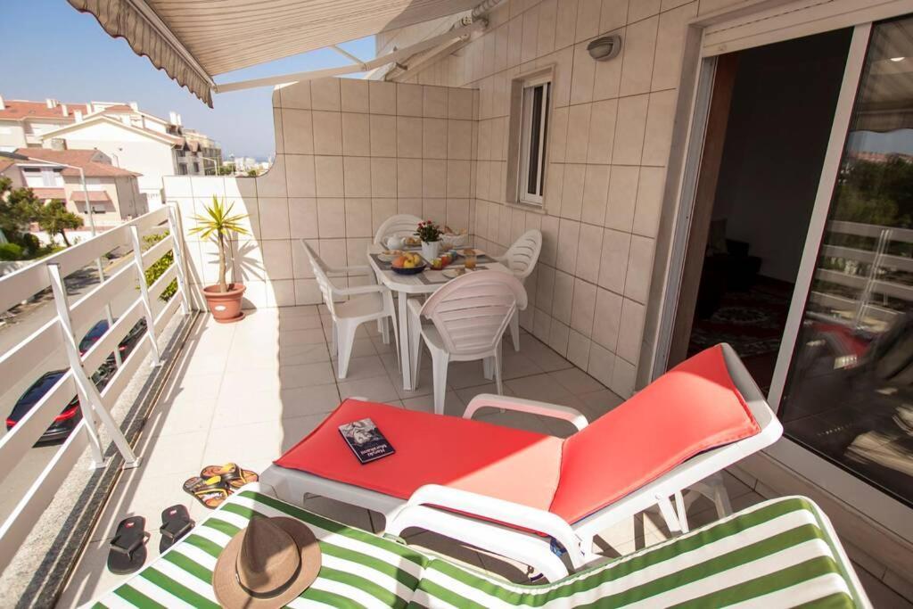 Апартаменти Casa Da Elsa- Estacionamento Privado Gratuito Ґафанья-да-Назаре Екстер'єр фото